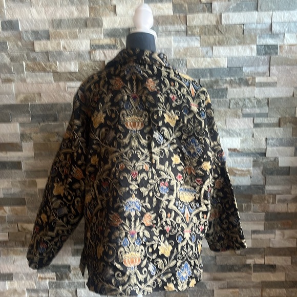 Maggie Barnes Floral Embroidered Women's Jacket - Picture 3 of 9